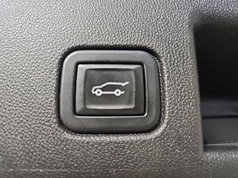 Certified 2024 Chevrolet Equinox LT w/ LPO, Floor Liner Package AWD/4WD image 17