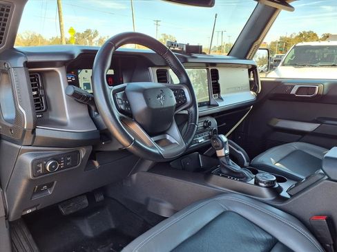 Used 2022 Ford Bronco Outer Banks image 24