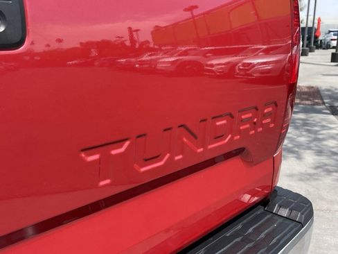 Used 2014 Toyota Tundra SR5 AWD/4WD image 8