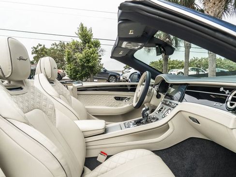 Used 2023 Bentley Continental GT Speed image 22