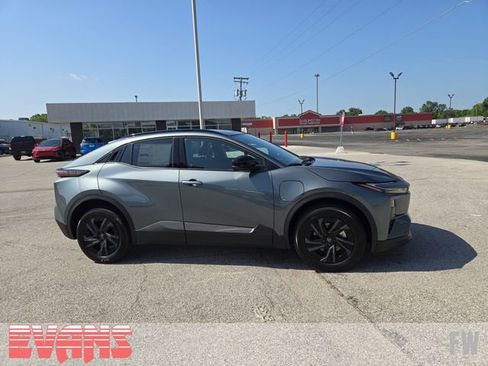 New 2026 Toyota C-HR AWD/4WD image 2