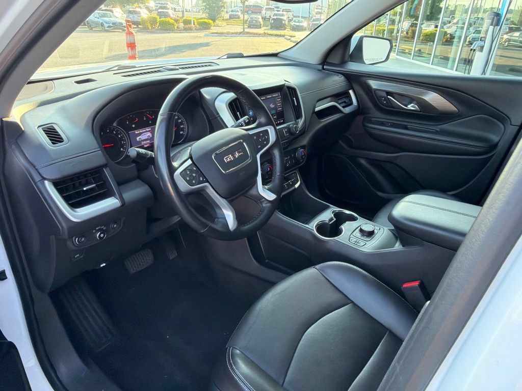 Used 2023 GMC Terrain SLT FWD image 17