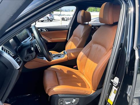 Used 2021 BMW X6 M50i AWD/4WD image 8