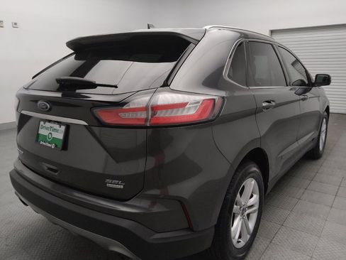 Used 2019 Ford Edge SEL FWD image 9
