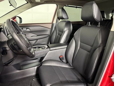 Used 2023 Nissan Rogue SV w/ SV Premium B Package AWD/4WD image 27