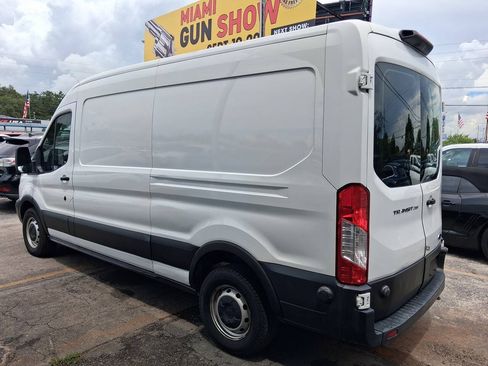 Used 2019 Ford Transit 250 148 Medium Roof RWD image 3