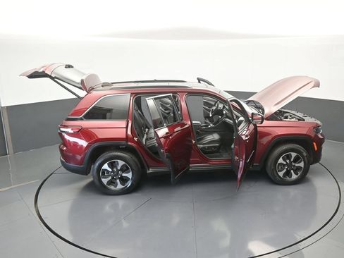 Used 2024 Jeep Grand Cherokee Limited 4xe AWD/4WD image 72