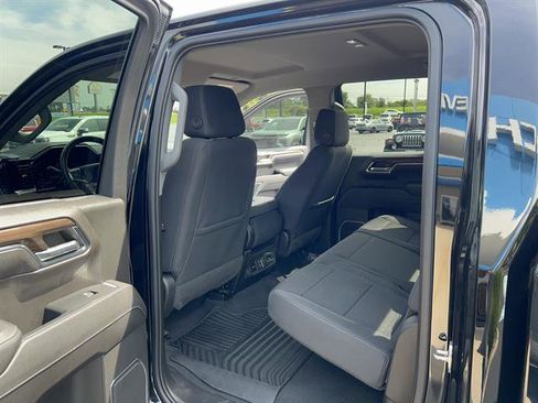 Used 2023 Chevrolet Silverado 1500 LT image 18