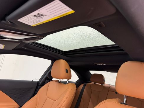 Certified 2024 BMW 230i Coupe w/ M Sport Package RWD image 21