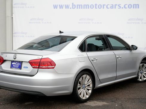 Used 2012 Volkswagen Passat 2.5 SE image 3