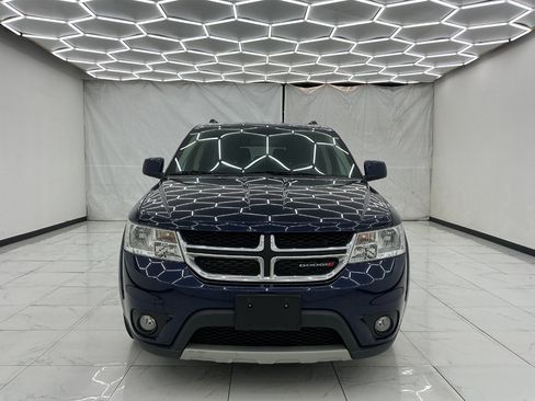 Used 2018 Dodge Journey SXT w/ Premium Group FWD image 5