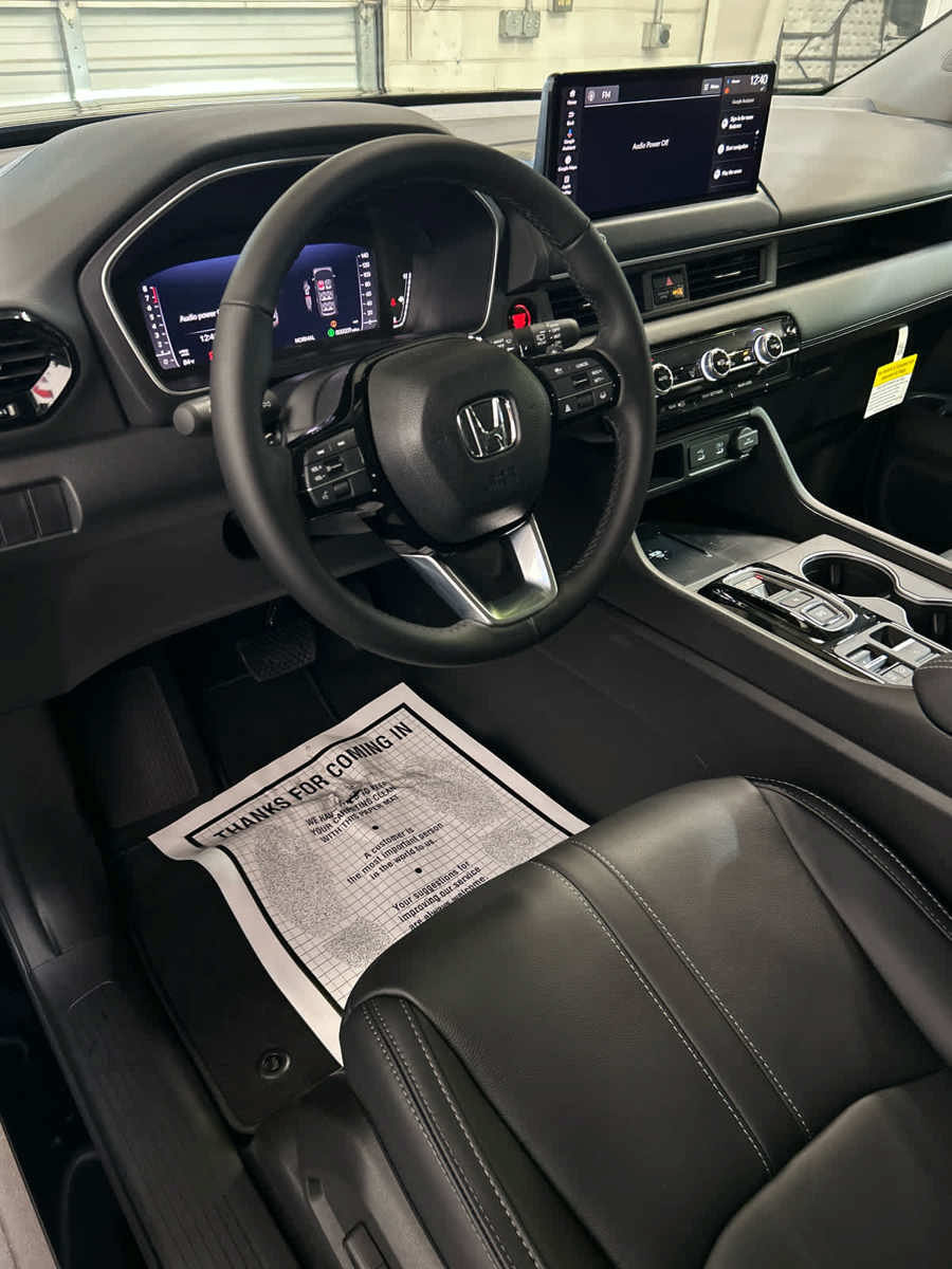 New 2026 Honda Pilot Touring image 11