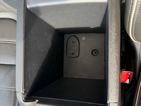 Used 2022 GMC Acadia Denali w/ Denali Ultimate Package FWD image 26