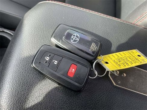 Certified 2024 Toyota 4Runner TRD Pro image 32