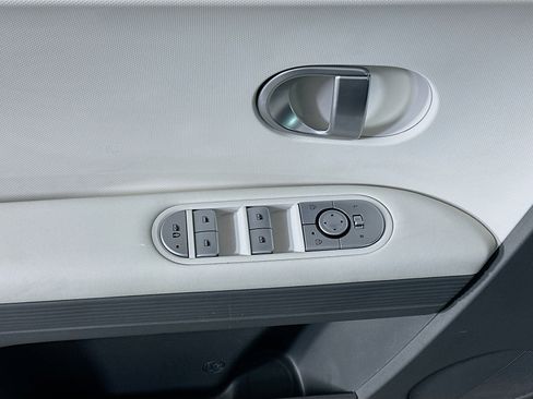 Used 2024 Hyundai Ioniq 5 SEL image 15