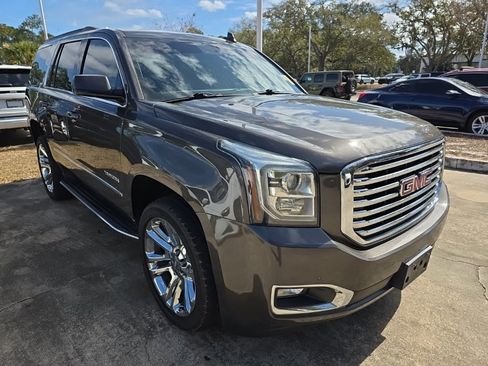 Used 2019 GMC Yukon SLT w/ Premium Edition image 7