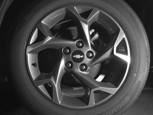 Used 2025 Chevrolet Trax LT w/ LT Convenience Package image 14