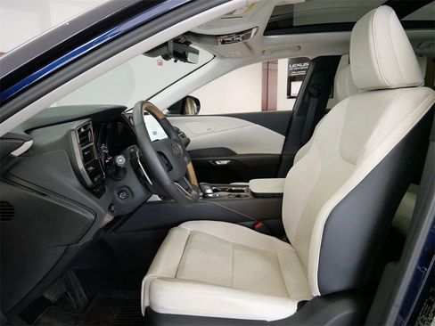 Certified 2025 Lexus RX 350 AWD image 6