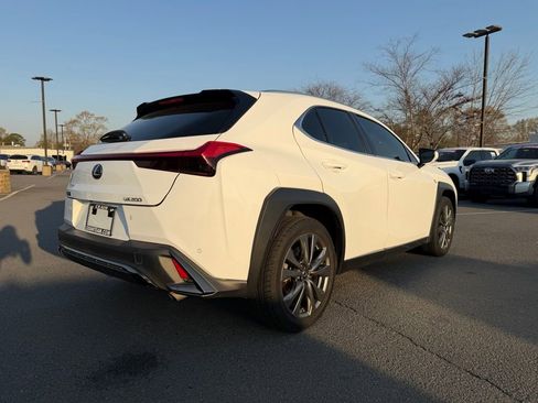 Used 2019 Lexus UX 200 F Sport w/ F Sport Premium Package image 7