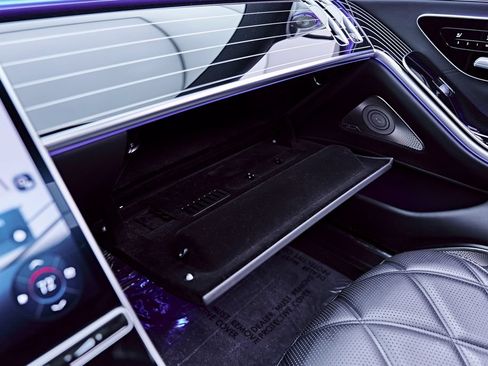 Used 2023 Mercedes-Benz Maybach S 580 4MATIC image 98