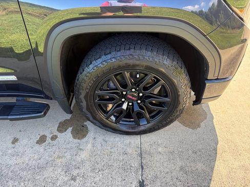 Used 2022 GMC Sierra 1500 Elevation w/ LPO, Elevation Black Package AWD/4WD image 59