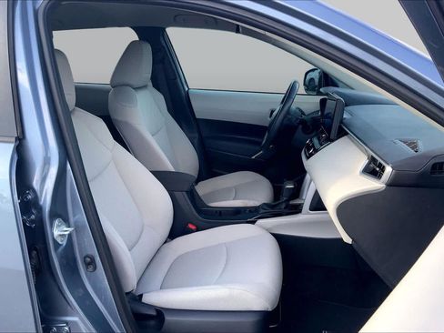 Certified 2023 Toyota Corolla Cross LE FWD image 9
