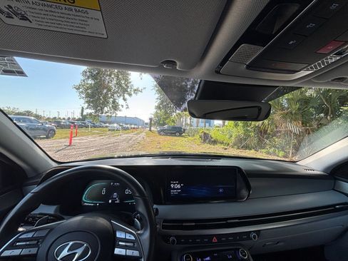 Used 2025 Hyundai Palisade SEL FWD image 37