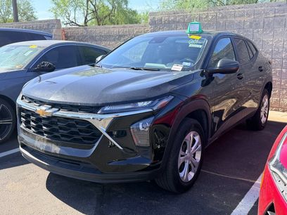 Used 2025 Chevrolet Trax LS