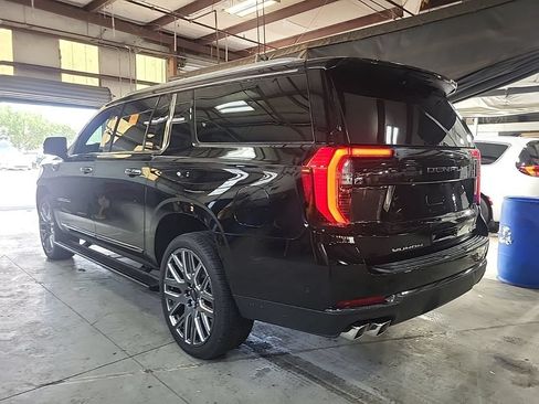 Used 2026 GMC Yukon XL Denali Ultimate AWD/4WD image 5