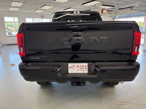 New 2026 RAM 2500 Laramie AWD/4WD image 6