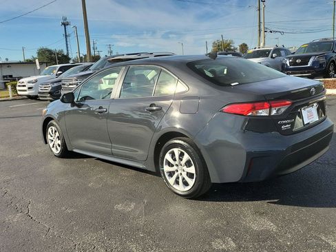 Used 2025 Toyota Corolla LE image 4
