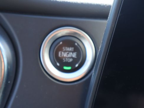 Used 2025 Chevrolet Blazer LT AWD/4WD image 28