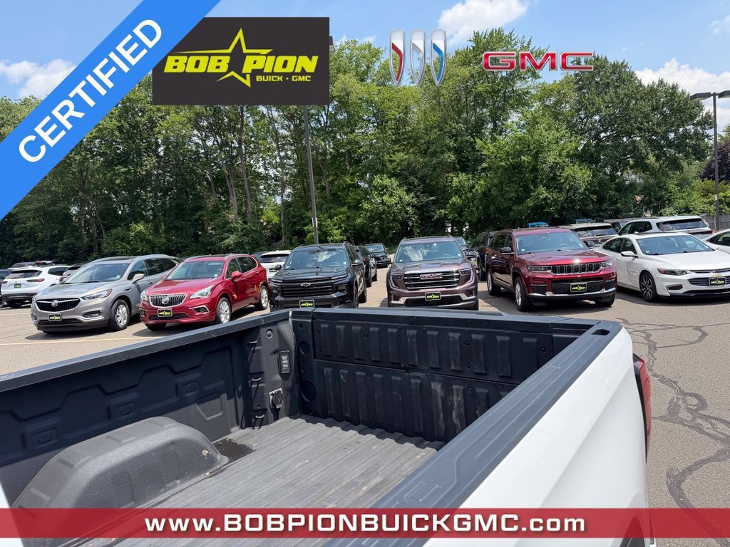 Used 2023 GMC Sierra 1500 AT4 w/ AT4 Preferred Package AWD/4WD image 9