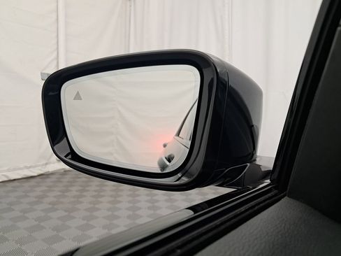 Used 2019 BMW 750i xDrive w/ M Sport Package image 12