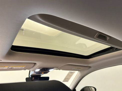 New 2026 Honda HR-V EX-L image 13