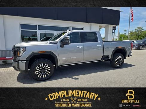 New 2026 GMC Sierra 2500 Denali Ultimate w/ Max Trailering Package AWD/4WD image 1