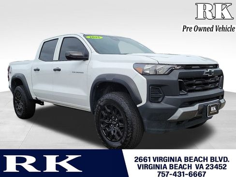 Certified 2025 Chevrolet Colorado Trail Boss image 1