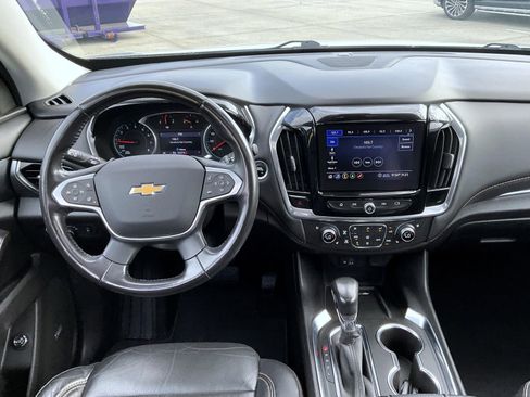 Used 2021 Chevrolet Traverse Premier AWD/4WD image 14