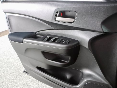 Used 2016 Honda CR-V LX image 21