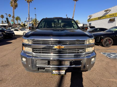 Used 2015 Chevrolet Silverado 3500 LTZ w/ Duramax Plus Package RWD image 2