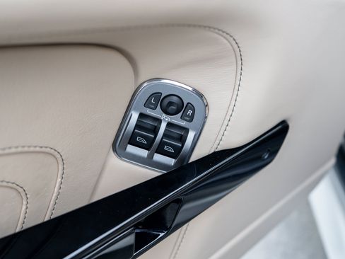 Used 2016 Aston Martin V8 Vantage S RWD image 14