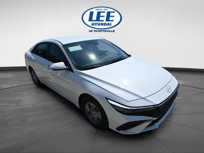 Certified 2025 Hyundai Elantra SE