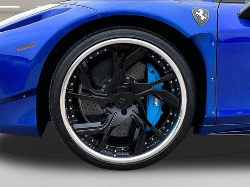 Used 2015 Ferrari 458 Italia Coupe RWD image 31