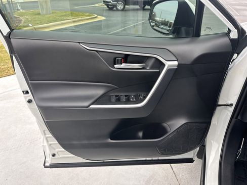 Certified 2025 Toyota RAV4 XLE image 14