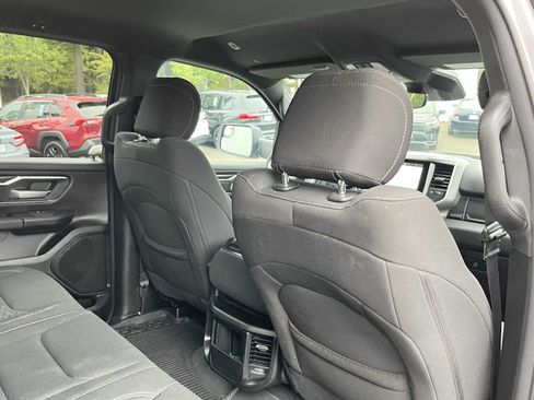 Used 2025 RAM 1500 Big Horn AWD/4WD image 20
