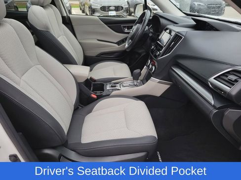 Used 2023 Subaru Forester Premium image 9