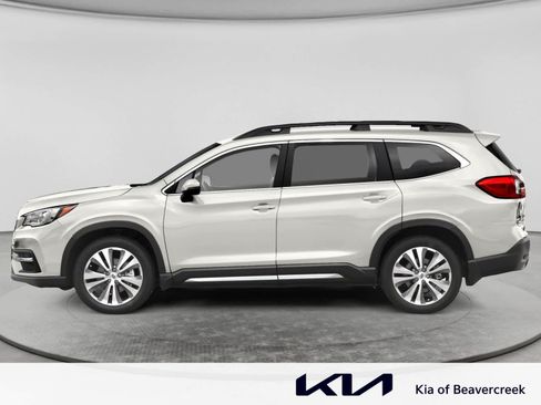 Used 2022 Subaru Ascent Limited w/ Technology Package AWD/4WD image 3