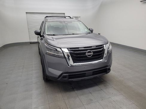 Used 2022 Nissan Pathfinder SV image 14