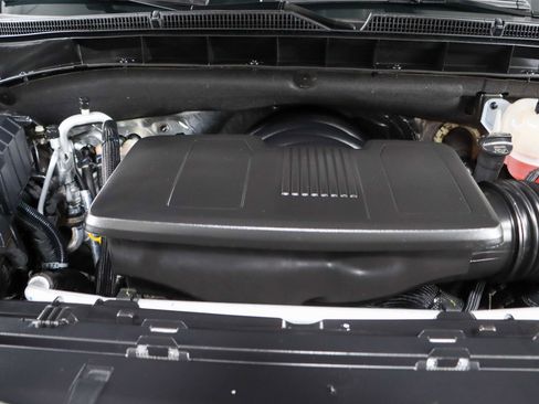 Used 2025 GMC Yukon AT4 w/ LPO, Floor Liner Package AWD/4WD image 36