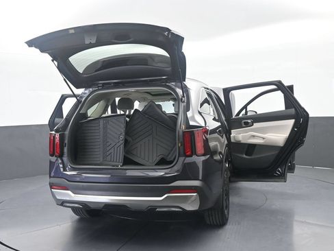 Used 2025 Kia Sorento S w/ Panoramic Sunroof Package FWD image 76